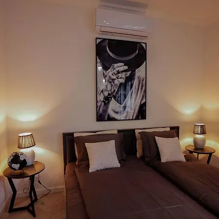 Corvin Avenue Premium Central Apartamento *